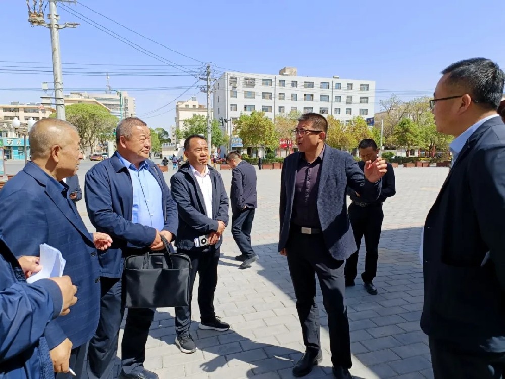 副市長安維國到甘州老街調研傳祁鮮奶冰淇淋等文創產品項目建設情況
